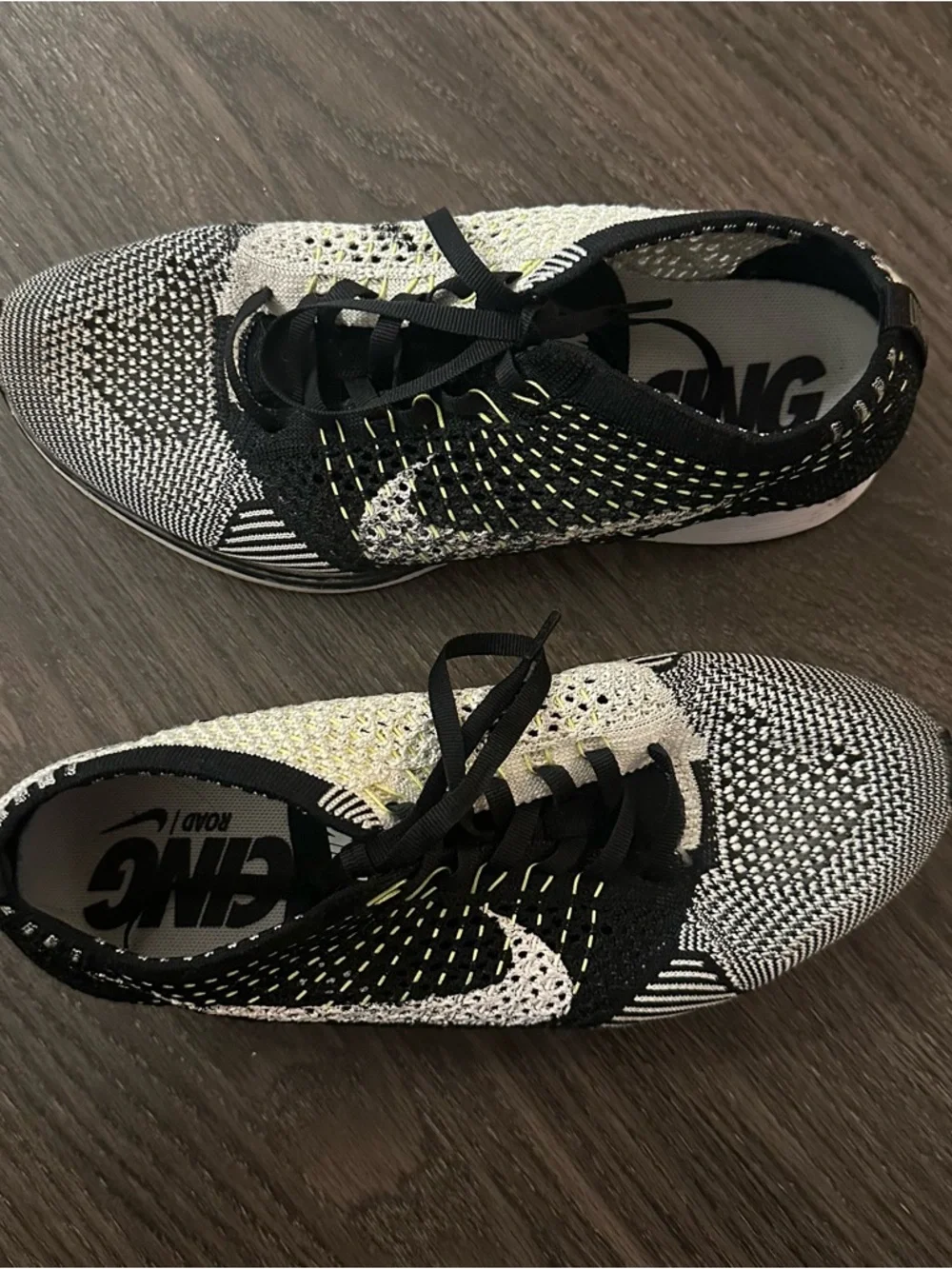 Nike Flyknit Trainers - Picture 1 of 7